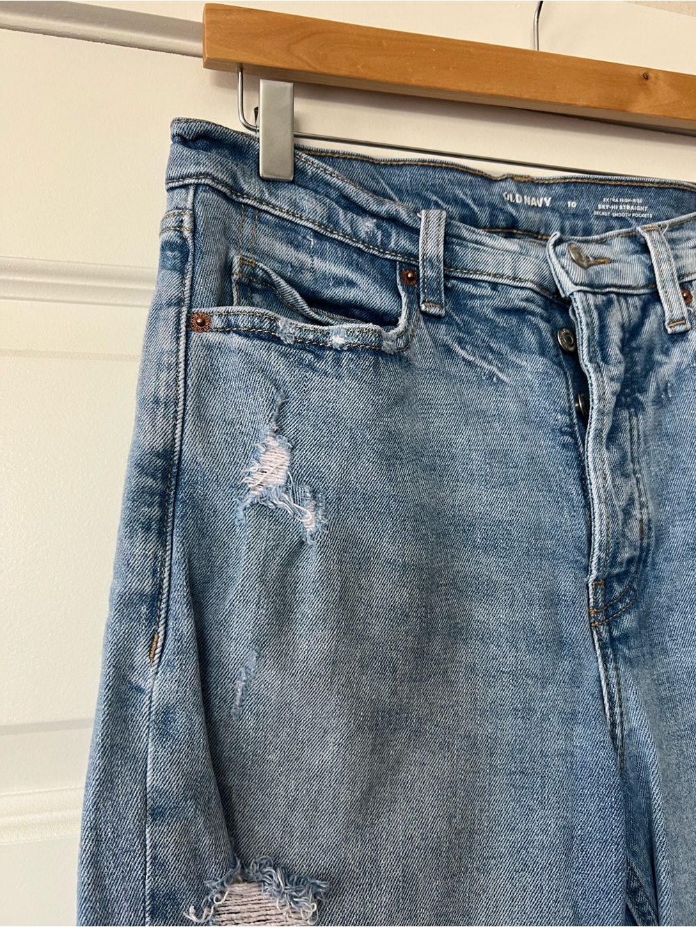 Old Navy Sky-Hi Straight Jeans Womens 10 Blue Distressed Button Fly Raw Hem - Picture 3 of 14